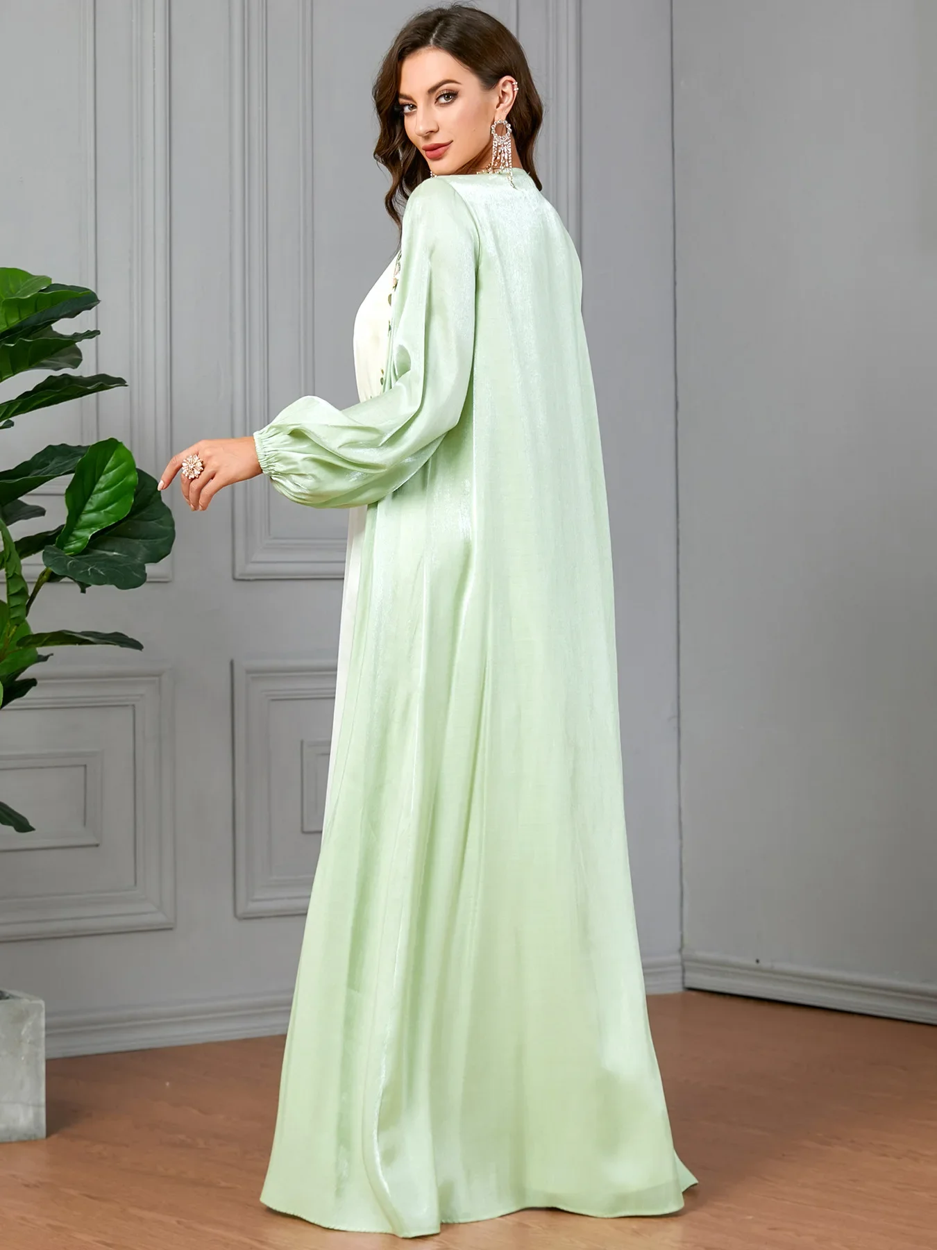Рисунок 6 - Комплект из 2 предметов Abayas для женщин