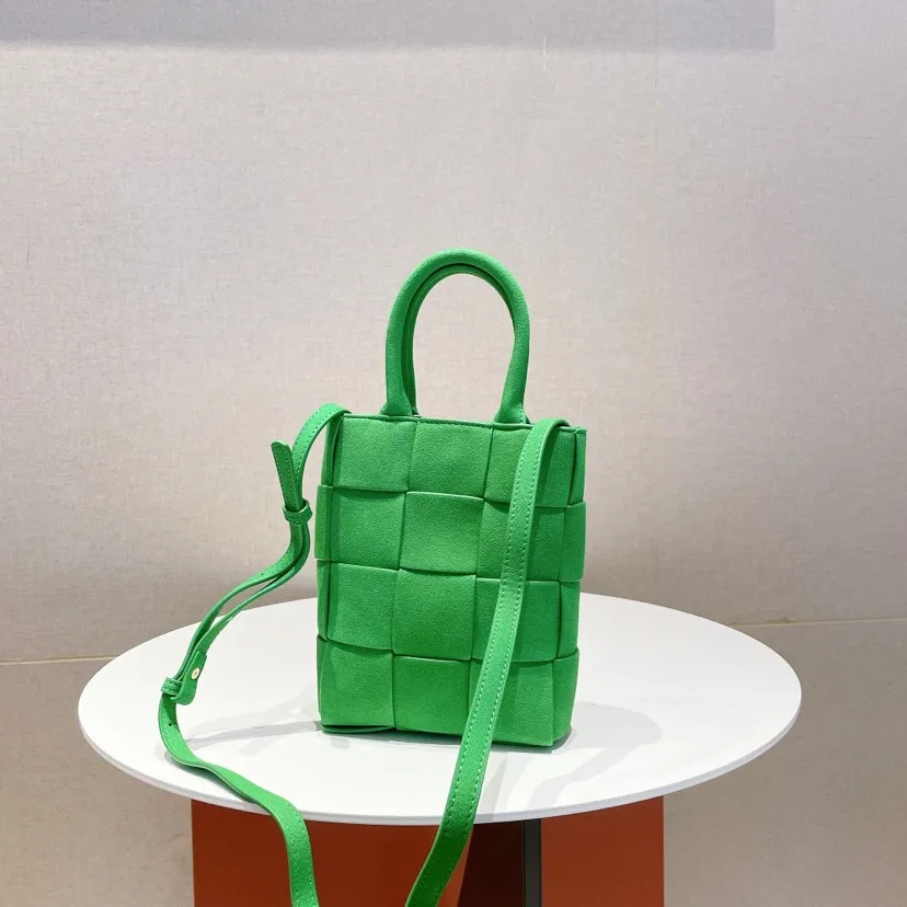 

New Frosted Vintage Woven Portable Bag for Women Versatile Handheld Shoulder Messenger Bag Fashion Trend Crossbbody Bags