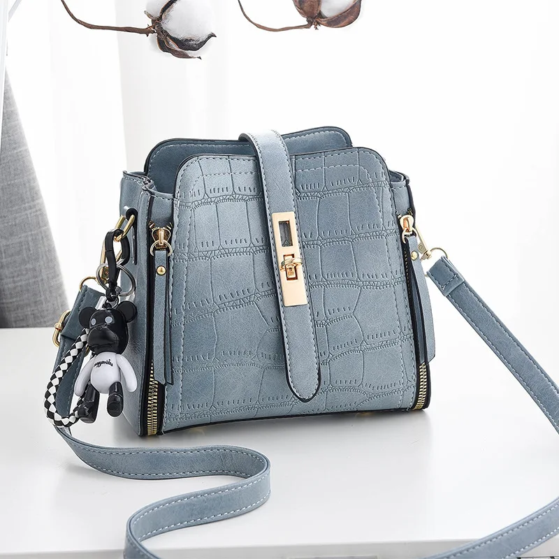 

CIKER Crocodile Pattern Small Bag Women's New Fashion Portable Large-capacity Bucket Bag Korean Shoulder Messenger Bag