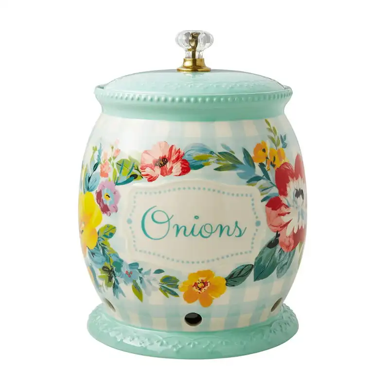 

Romance 7.4-inch Ceramic Onion Keeper with Lid