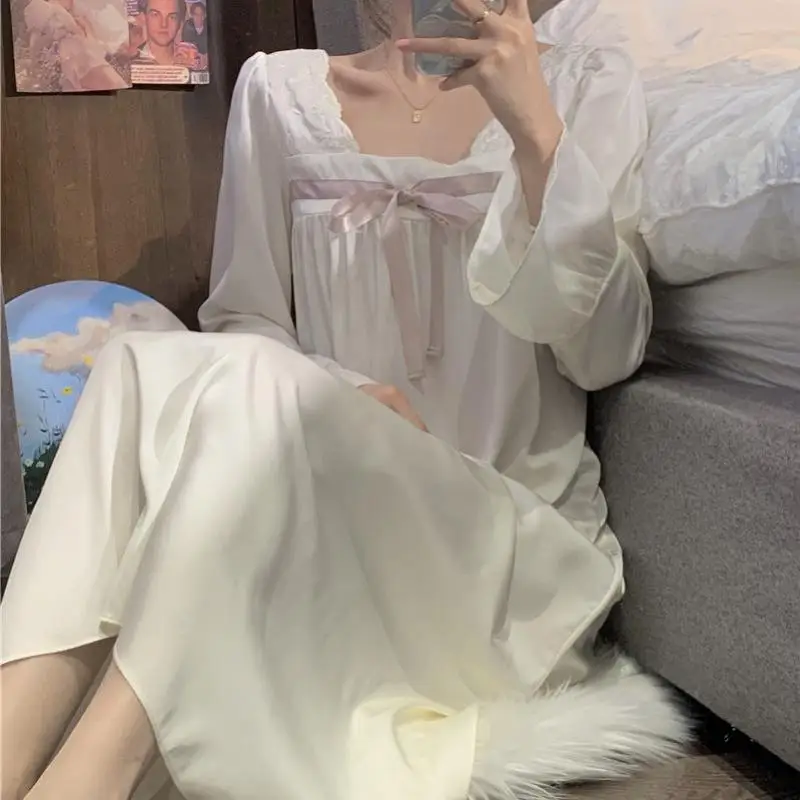

Elegant Embroidery Flower Long Sleeve Nightgown Retro Palace Style Princess Nightdress Sleepwear Women Casual Home Clothes