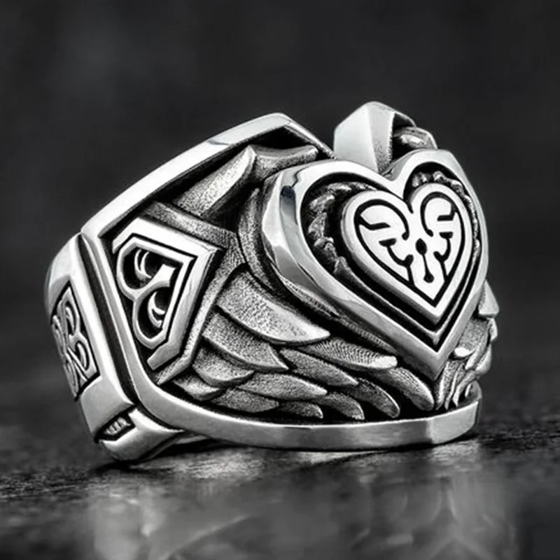 

New retro jewelry personality fashion love ring for men and women