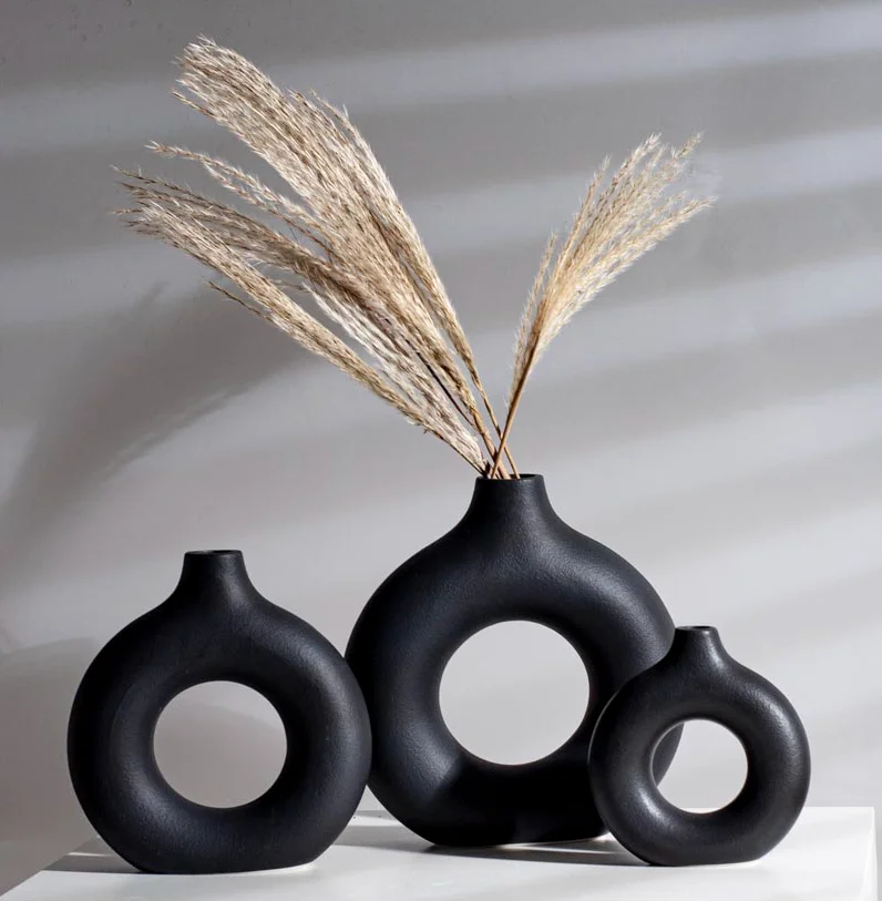 Black Circular Hollow Ceramic Vase Donuts Nordic Flower Pot Home Decoration Accessories Office Living Room Interior Decor