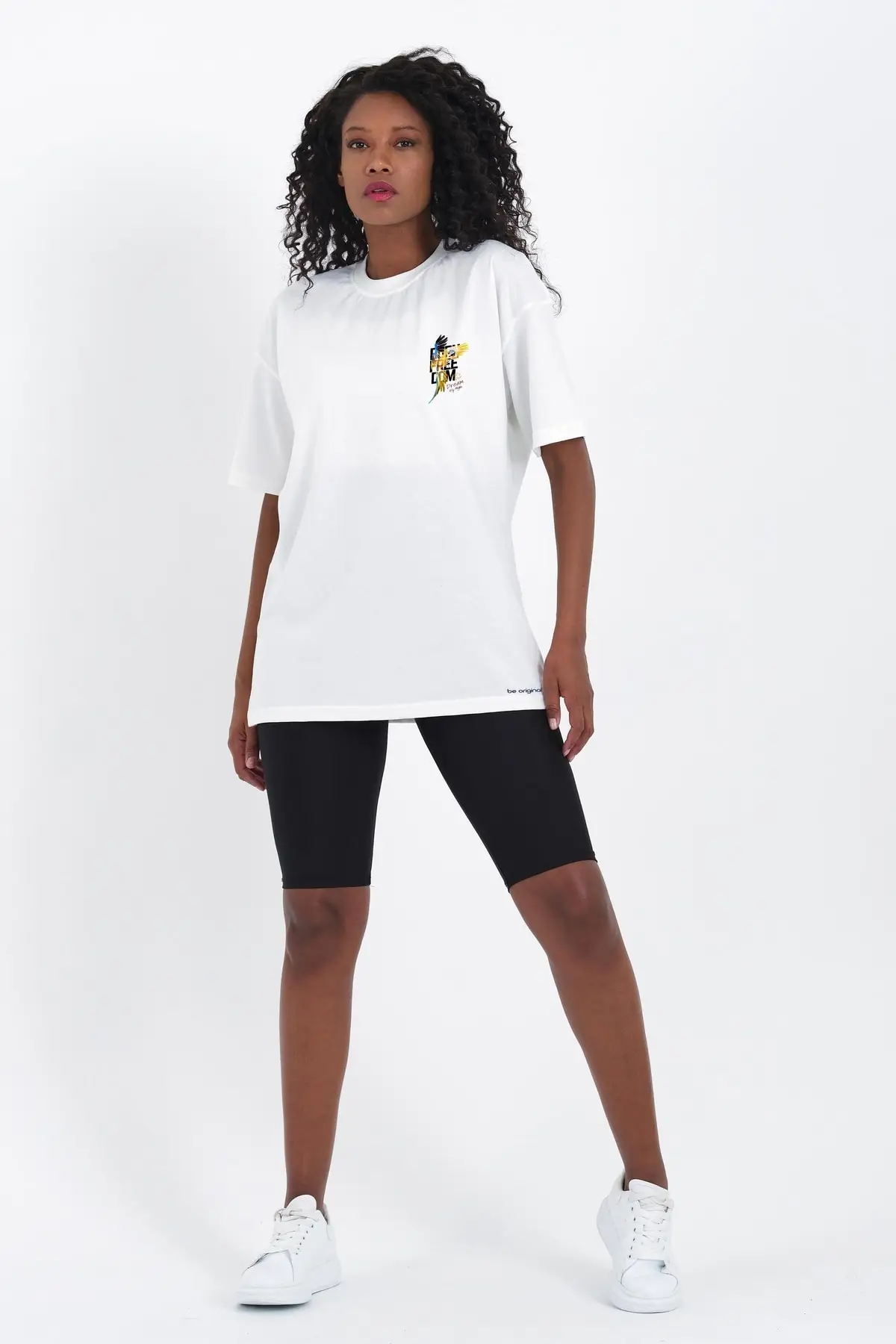 

Футболка унисекс оверсайз 0 хлопок коричневый свободный принт белая