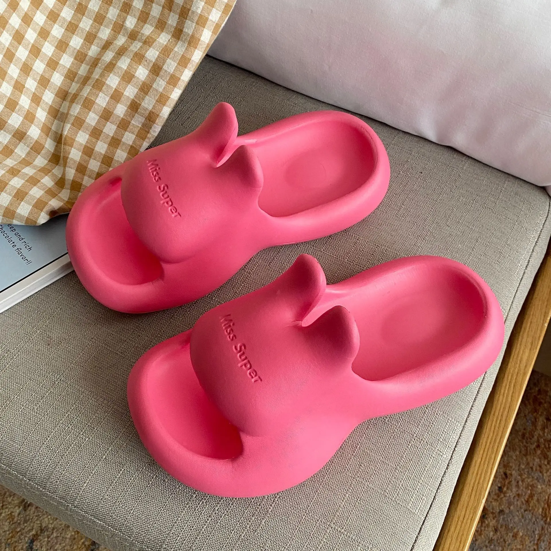 2023 Hot selling rabbit ear fashion trend summer sandals Women wear fashionable EVA anti-slip slippers outdoors