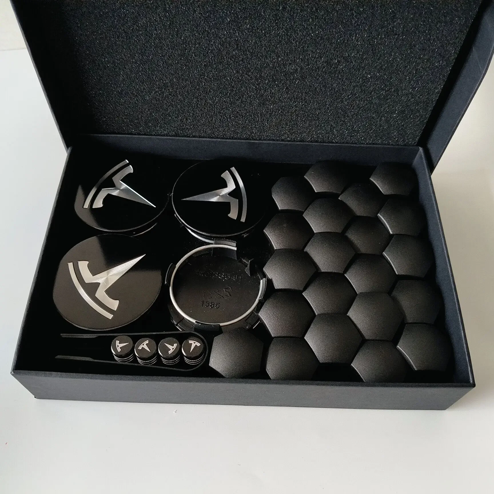 

56 мм, 4 шт., 25 шт., 29 шт., колпаки для ступиц колес для Tesla Model 3 Y S/X, набор центральных колпачков и комплект крышек колесных гаек, украшения Tesla