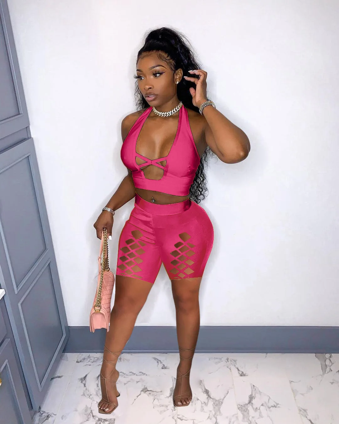 

Y2k одежда женский костюм с перекрестными вырезами Летний Новый дизайн короткий топ без рукавов с вырезом-лодочкой пикантные шорты Повседне...