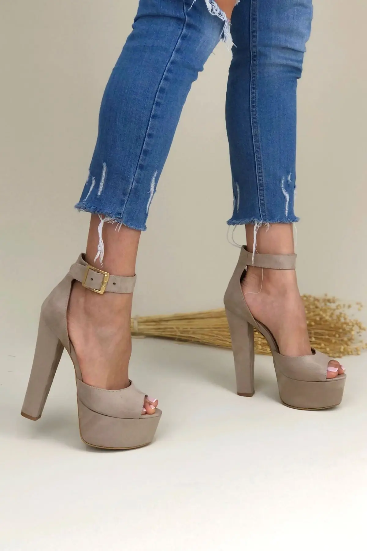 Women's Fashion Handmade Special Suede High Heels Platform Shoes