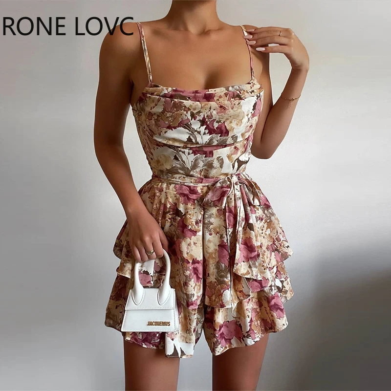 

Women Chic All Over Print with Disty Floral Pattern Spaghetti Strapes Sashes Sexy Vacation Romper