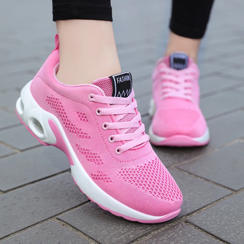 

New 2022 Men Running Shoes Breathable Outdoor Sports Shoes Lightweight Sneakers for Women Comfortable Athletic Training Footwear
