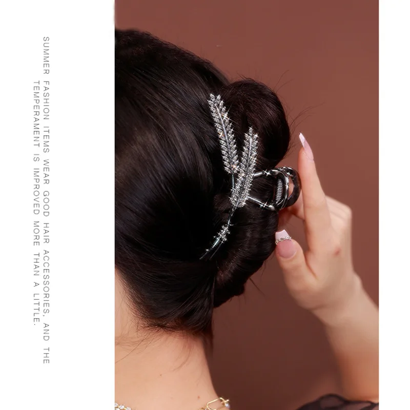 

3 Colors High-end temperament Alloy Large Ear of Wheat Hair Claw Shark Clip Girl Hair Headdress