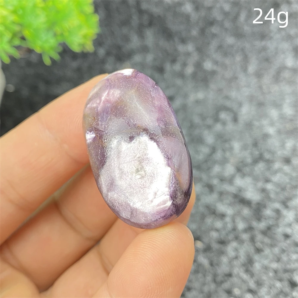 

Фиолетовые лепидолитовые камни для дома