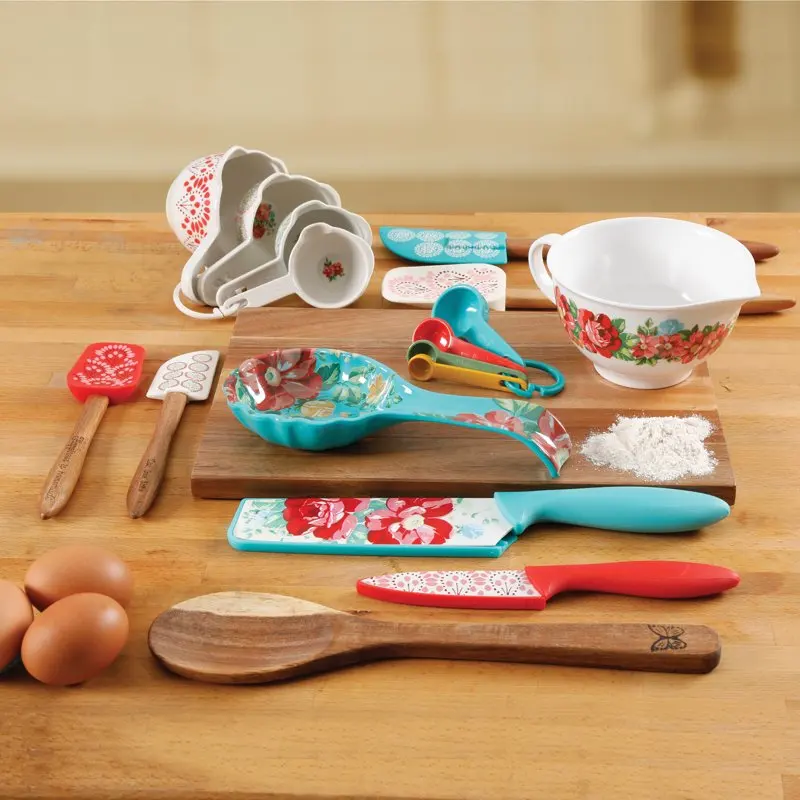 

Floral Gadget Set, 20 Piece