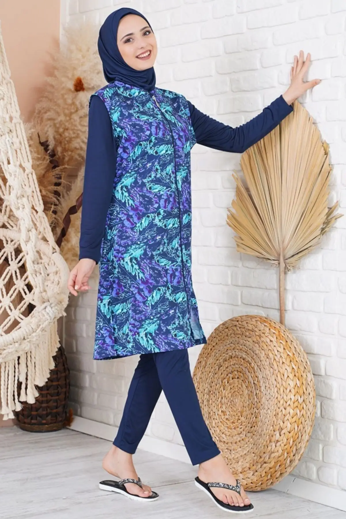 

Muslim Burkinis Leaf Pattern Full Cover Dark Navy Swimwear Modest Summer Clothing Hijab Sport Swimsuit Islamic Full Cover