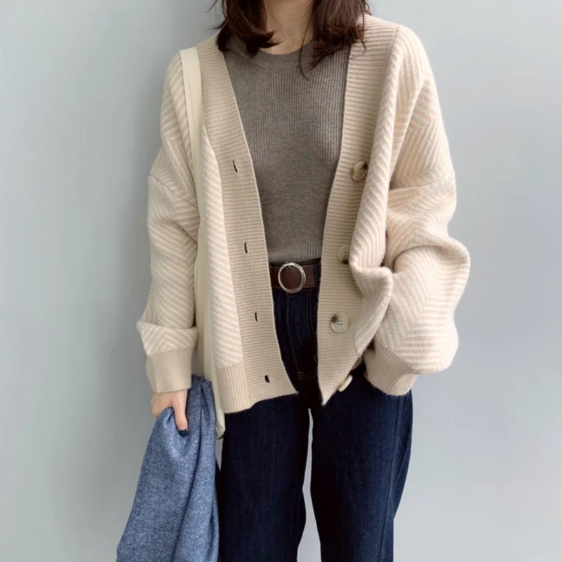 

FURSARCAR Stripe Long Sleeve V-neck Sweater Women Spring Autumn New Korean Casual Knitted Jacket Harajuku Sweater Female