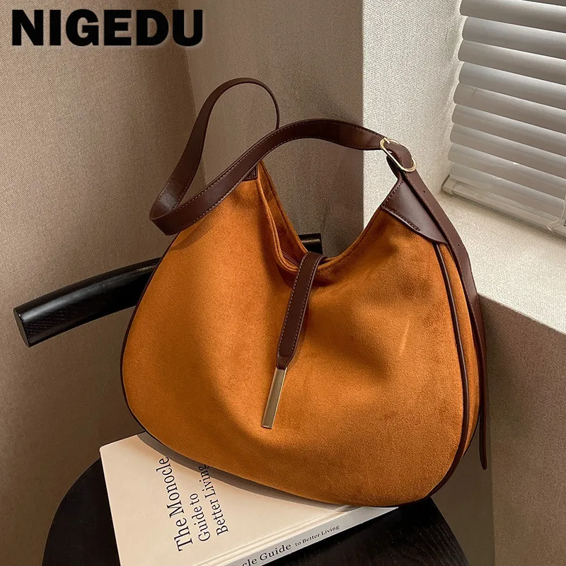 

Матовые кожаные женские сумки на плечо, зимняя новая Женская сумочка, вместительные большие тоуты, модные коричневые сумки через плечо