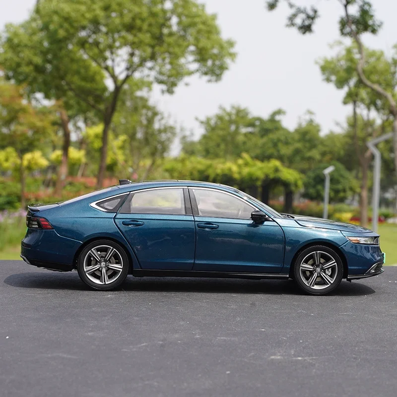 

1:18 ACCORD e:PHEV модель автомобиля из сплава 2023 11-е украшение автомобиля игрушка