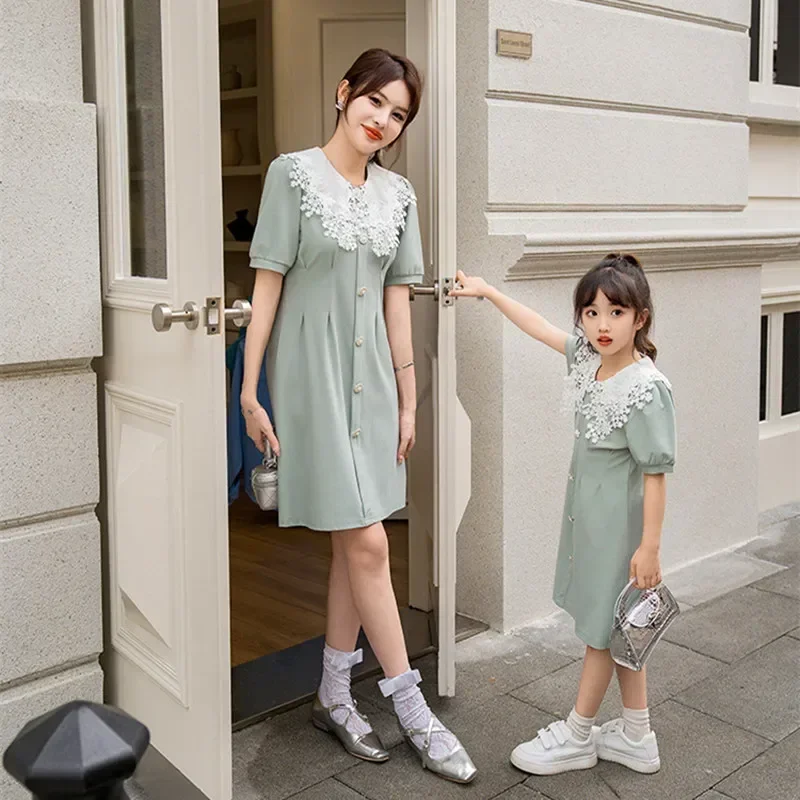 Одежда для всей семьи 2024 платья с воротником мамы и дочки комплекты рубашек папы