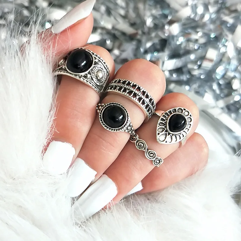 

2023 Vintage Antique Silver Black Crystal Set Ring Fashion hollow Zircon Charm Finger Rings Jewelry Star Moon Crown Accessories