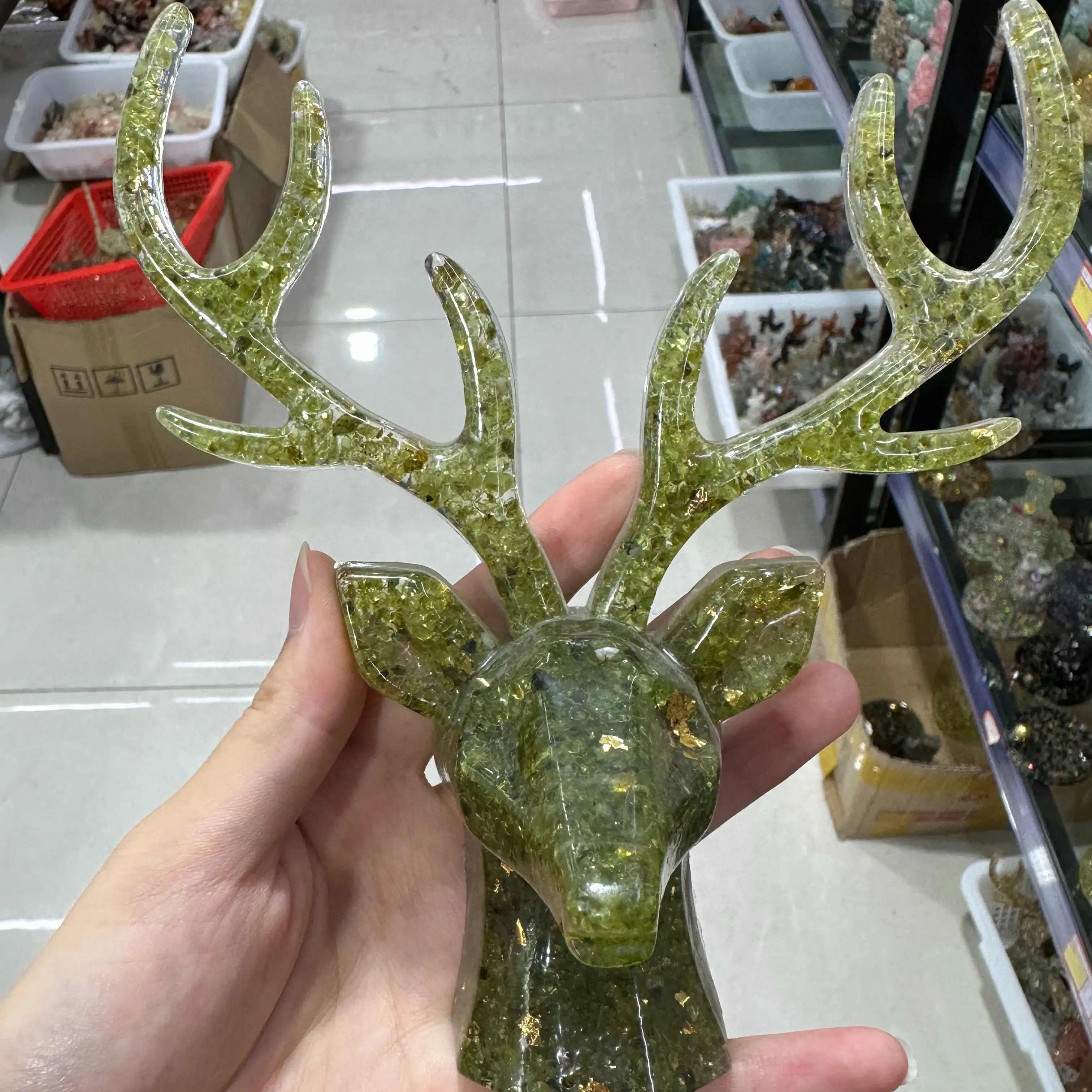 

Natural Crystal Fluorite Antler Carving Crafts Home Decoration