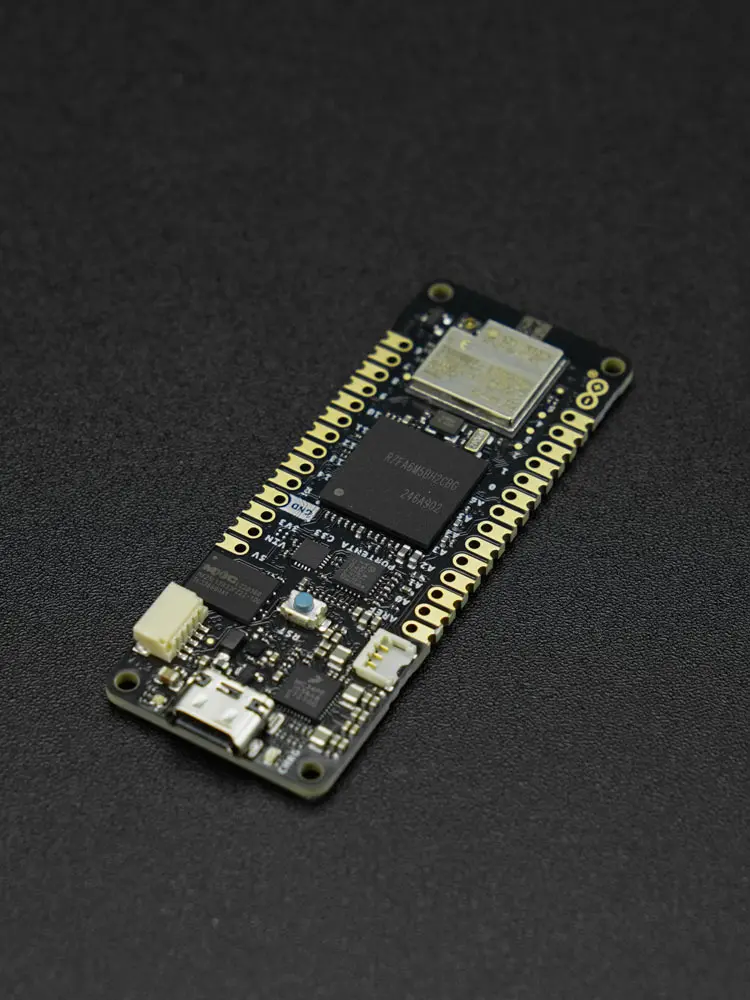 Макетная плата Portenta C33