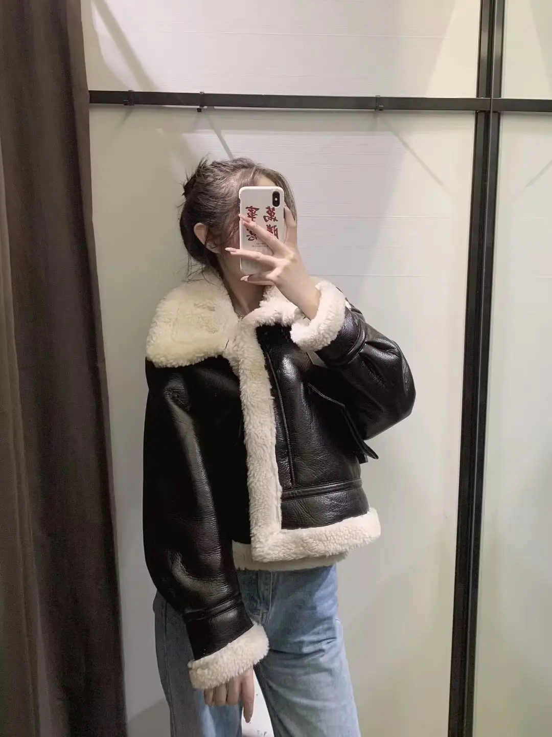 MOLAN Winter Warm Woman Faux Fur Overcoat Loose Long Sleeve Leather Loose Thick Stylish Winter Coat Female Zipper Chic Jacket