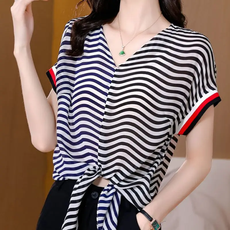 

Elegant V-Neck Spliced Loose Bandage Striped Blouse Women Clothing 2023 Summer New Oversized Casual Pullovers Office Lady Shirt