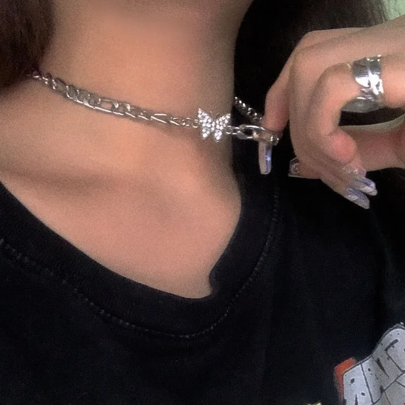 

Shiny Zircon Butterfly Pendant Choker Light Luxury Aesthetic Niche Clavicle Silver-plated Necklace Jewelry Women Gift Wholesale