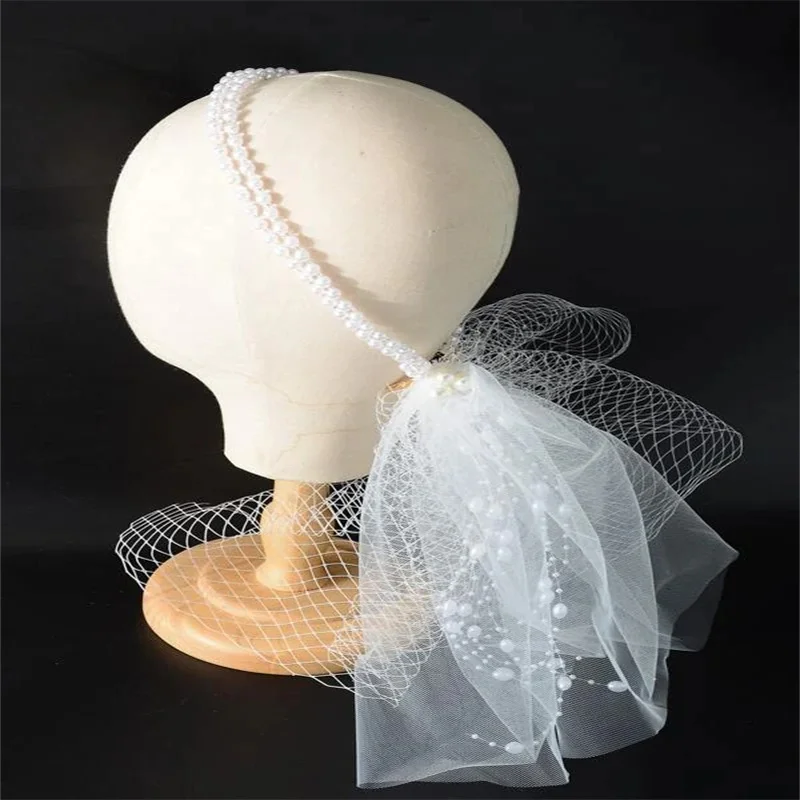 

The bride's wedding veil hair band hand-bound exquisite design sense simple texture Faux Pearl & Mesh Decor Bridal Veil