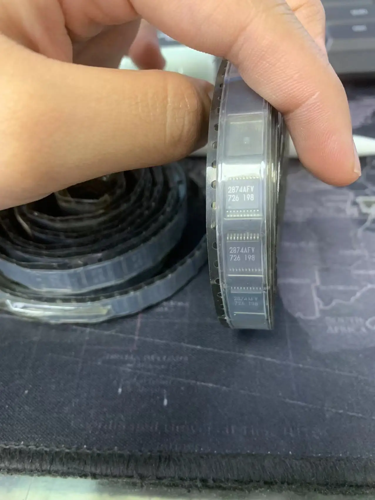 

Подходящий BOM чип 2874AFV/универсальный оригинальный чип для покупки