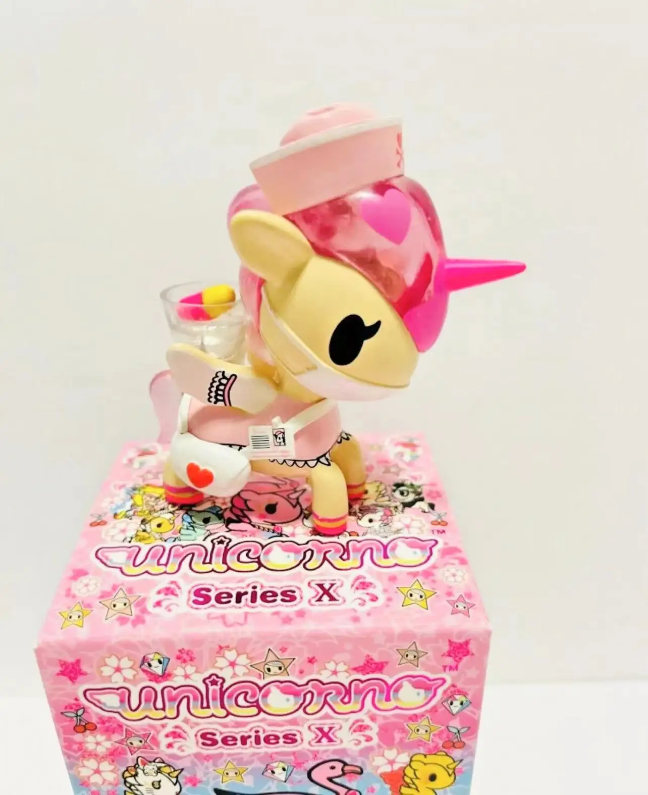 Фото Tokidoki Unicorn Family X Series слепая коробка - Коллекционная фигурка ангела медсестры пони, подарочный набор №4