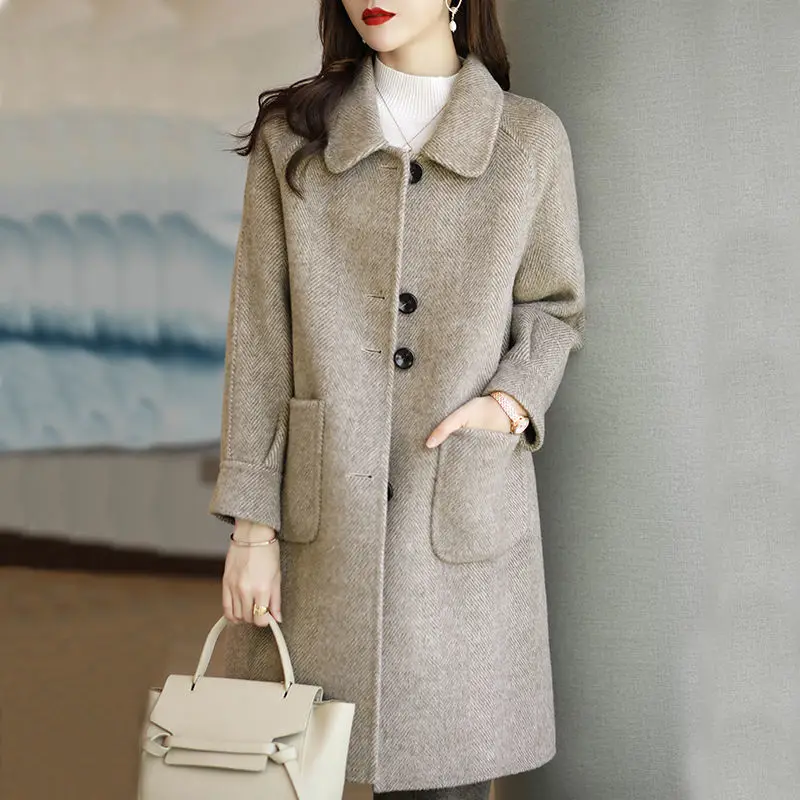 

Woman New Solid Woolen Overcoat Female Classic Retro Single Breasted Loose Medium Woolen Coat Ladies Thicken Wool Jackets G304
