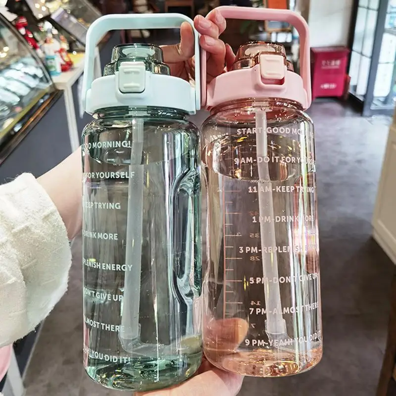 

Спортивная бутылка для воды с маркером времени и мотивирующей цитатурой, 2 л