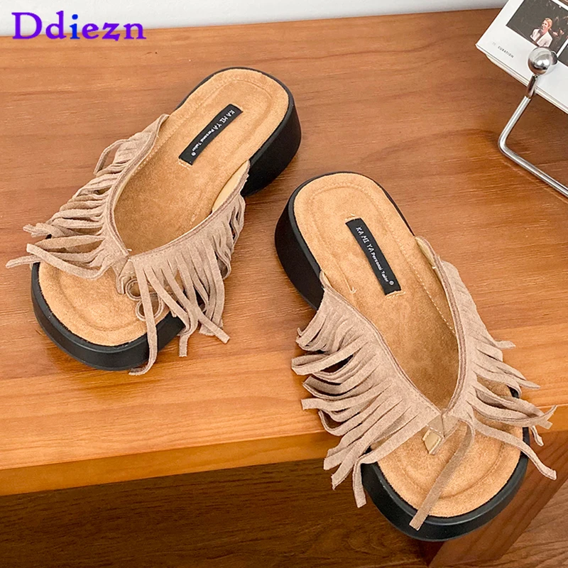 

Шлепанцы женские в богемном стиле, Сланцы на платформе, с бахромой и зажимом, уличные тапочки, летние Тапочки