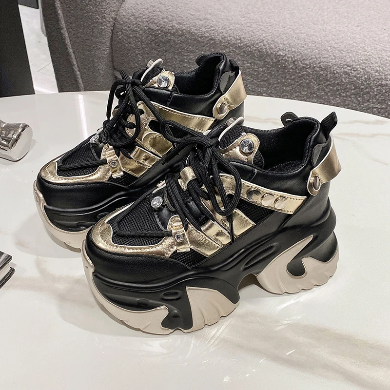 Новинка 2024 весенние женские кроссовки на массивном каблуке 10 см спортивная обувь