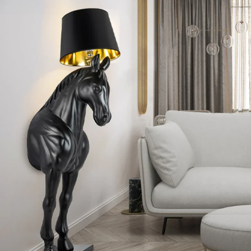Halfling статуя лошади искусственная фотография