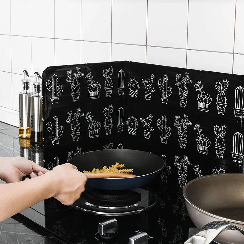 

Kitchen Cooker Shield Splash Guard Cooking Frying Oil Splash Screen Cover Aluminium Foil Plate Gas Stove Splash Proof Baffle