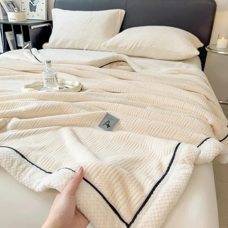 Теплое двустороннее одеяло из полиэстера/акрила 2024