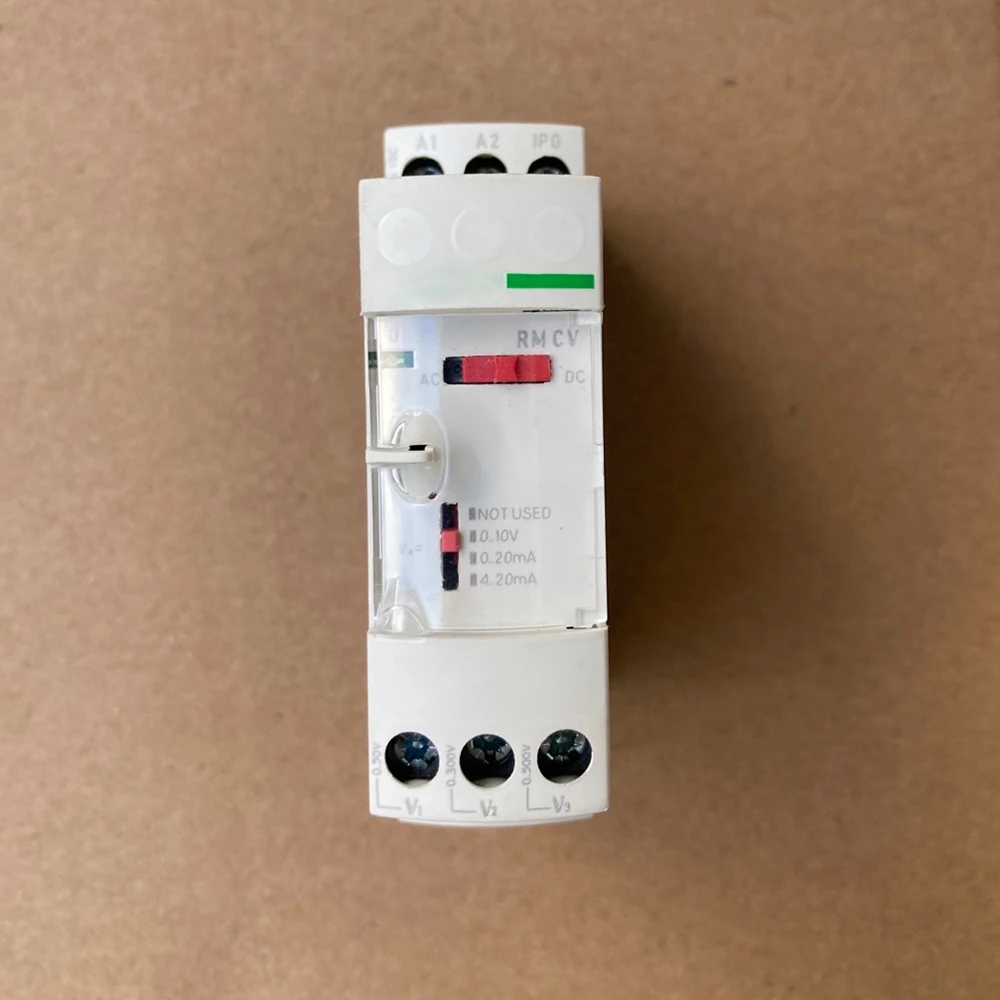 

Industrial Control Product RMCV60BD Isolated Analog Converter For Schneider Voltage/Current High Quality Fast Ship