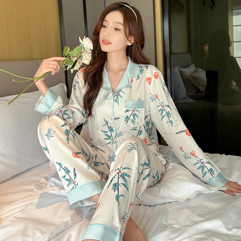 FALLINLAOE Women's Pajamas Set Fashion Colorful Leaves Print Leisure Sleepwear Silk Like Long Homewear Nightwear Femme Petite