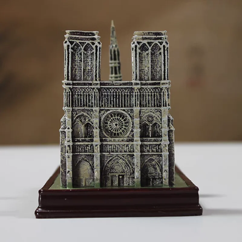 Модель собора Нотр-Дам в Париже Франция всемирно известное архитектурное