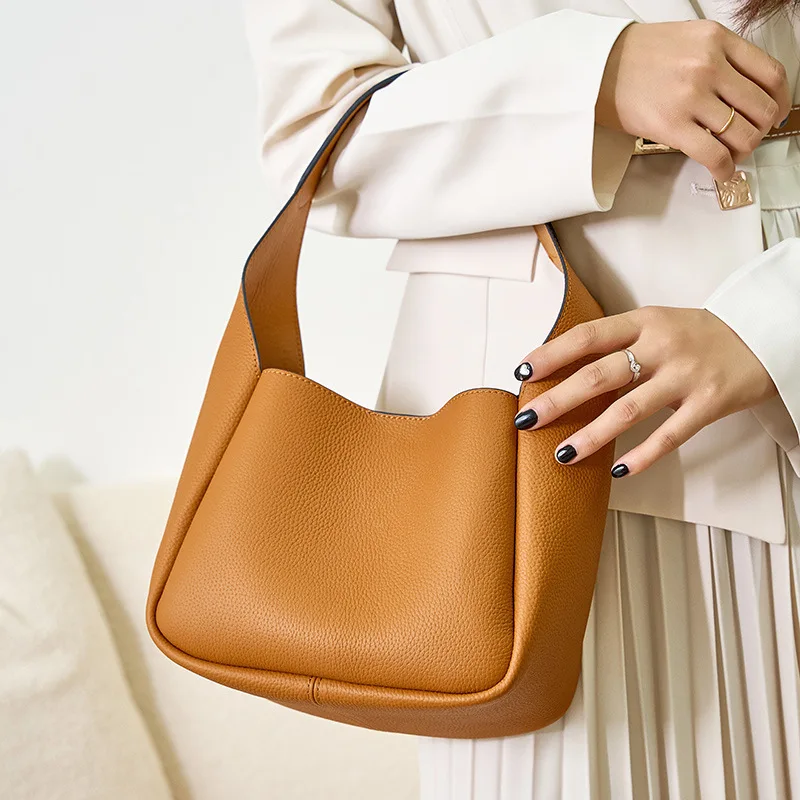 

Luxury New Vegetable Basket Bucket Bag Ladies Versatile Soft Leather One Shoulder Underarm Bag Large Capacity Female Handbag