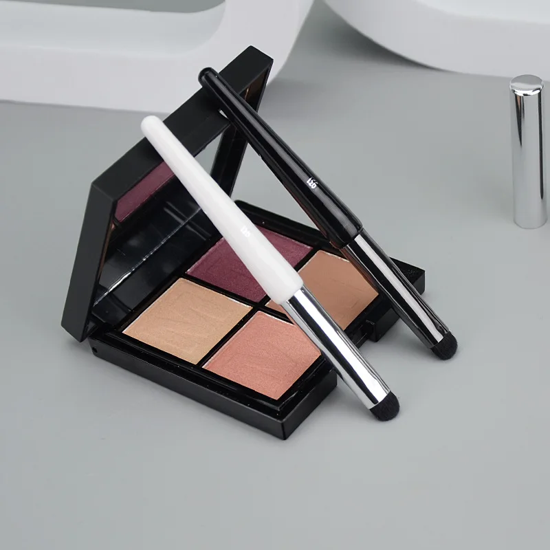

Eye Shadow Makeup Brush Face Contour Detail Foundation Concealer Brush with Cover Portable Fiber Bristles Make Up Beauty Tools