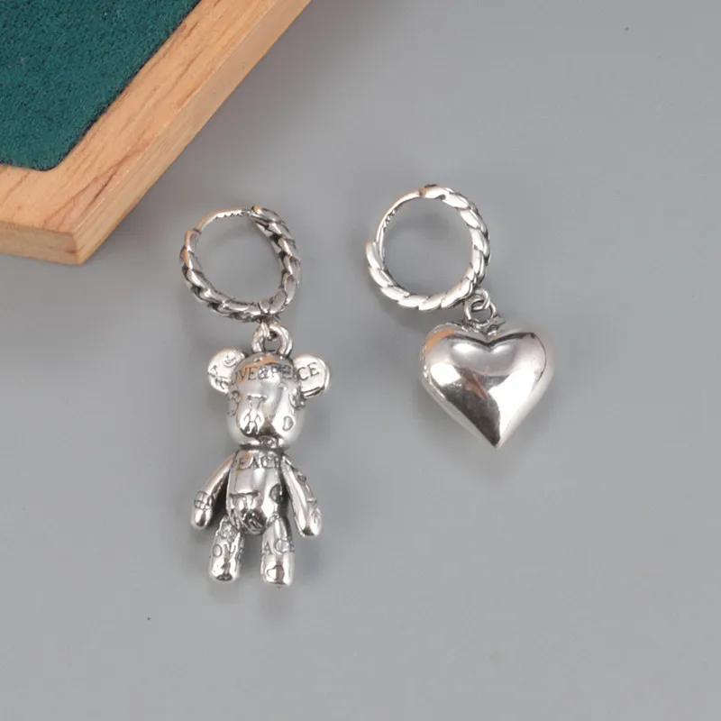 

Vintage Distressed Silver Color Letter Bear Pendant Earring Asymmetric Love Teddy Bear Ear Buckle Women Girls Jewelry Gift