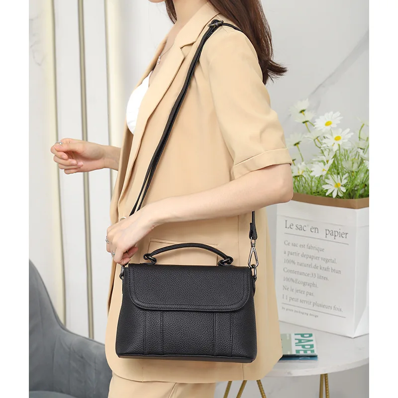 

Female High Capacity Cowhide Leather Women Handbag Commute Bag Messenger Bag Ladies Shoulder Bag Casual Multifunction Bag