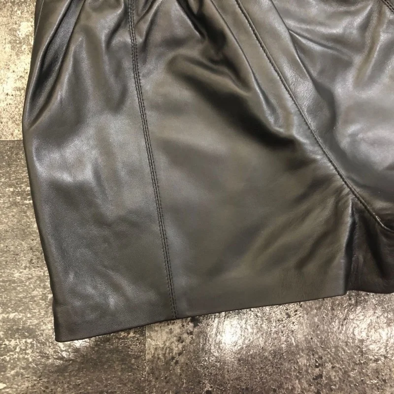 Рисунок 3 - Женские повседневные шорты из натуральной