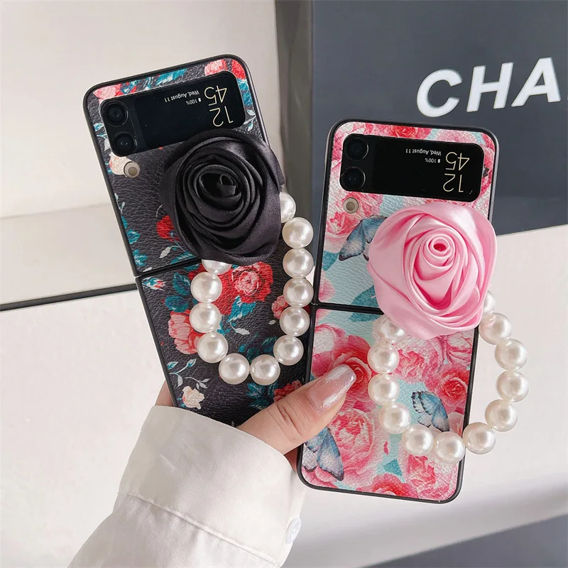 

Retro Pink Rose Pearls Chains Phone Case for Samsung Galaxy Z Flip 3 Z Flip 4 Hard PC Back Cover for ZFlip3 ZFlip4 Case Shell