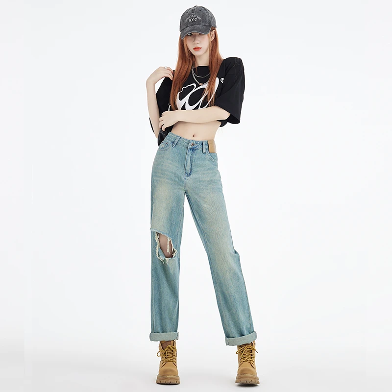 Real time photo of jeans for women in 2023 long pants for autumn and winter commuting retro blue washed holes loose Harlan strai