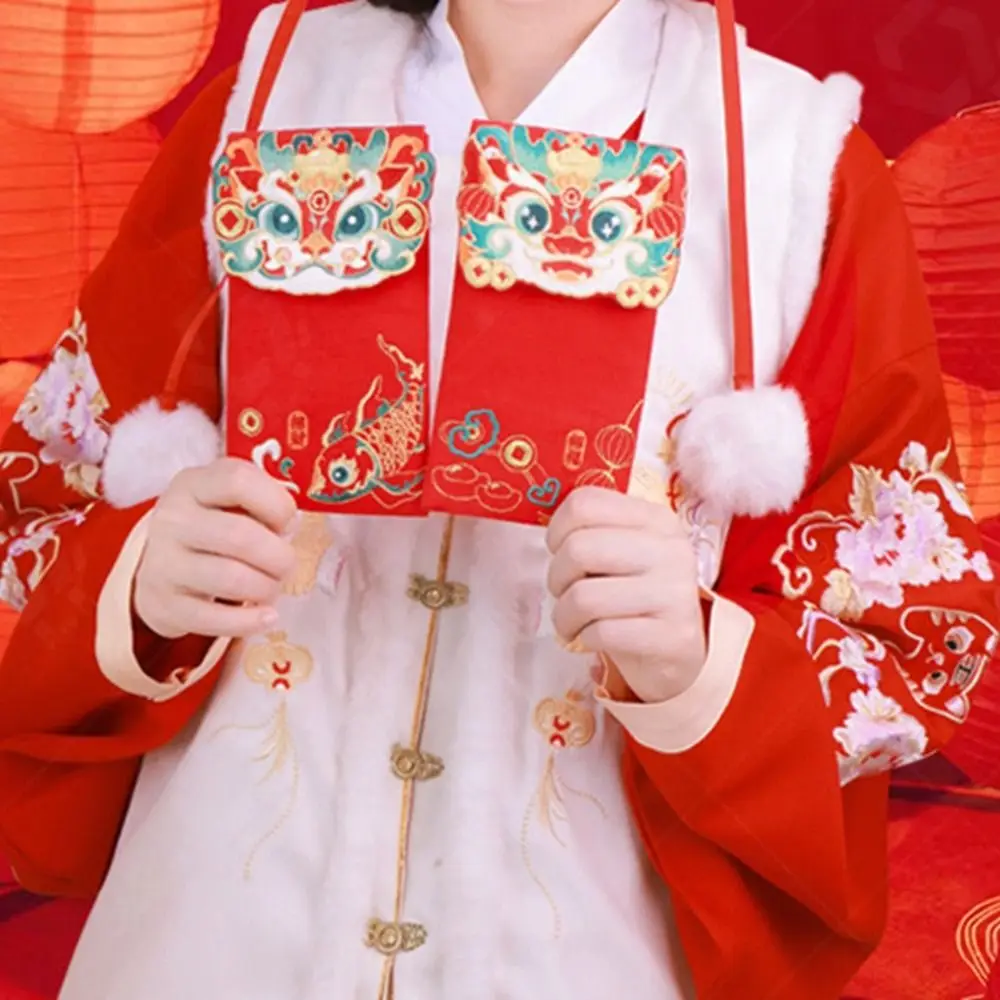 Конверты в китайском стиле с красным рисунком дракона и знаков зодиака красные