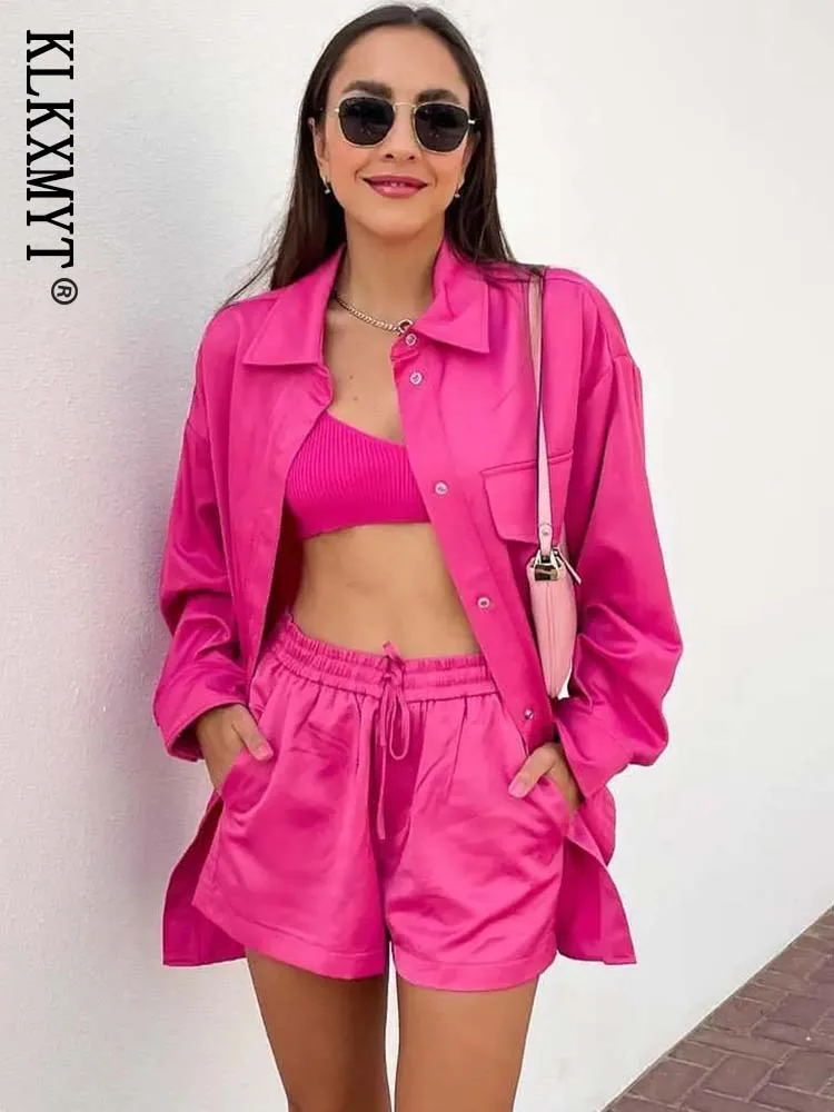 

Женская атласная блузка с карманами, с длинным рукавом